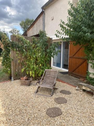 Logis Cote Jardin Villa Varennes-les-Narcy Exterior photo
